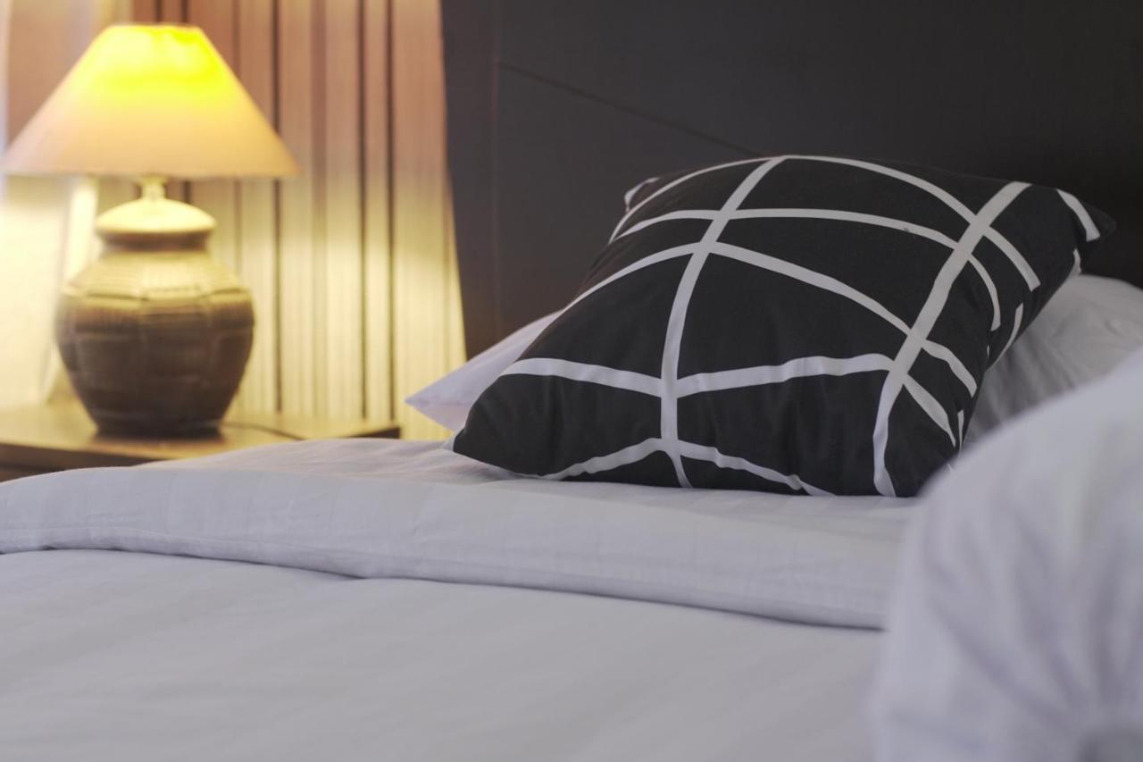 Sayana Homestay Sleman  Ngoại thất bức ảnh